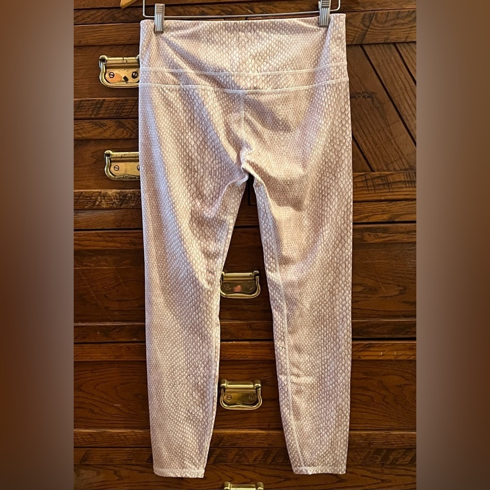 Varley Biona High Rise Legging size M EUC - Picture 5 of 11